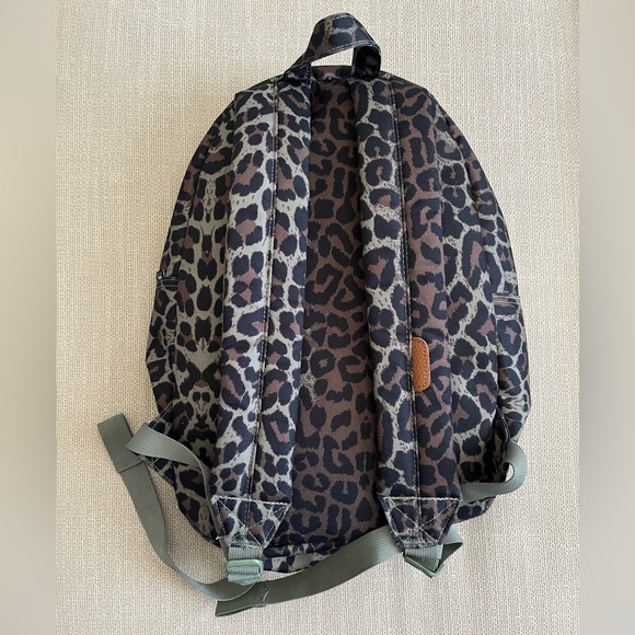 Herschel Supply Company Backpack Leopard Cheetah Animal print Unisex Daypack Bag - Picture 2 of 9
